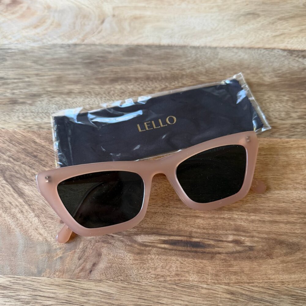 Lello the Label Cleo Sunglasses in Milky Pink